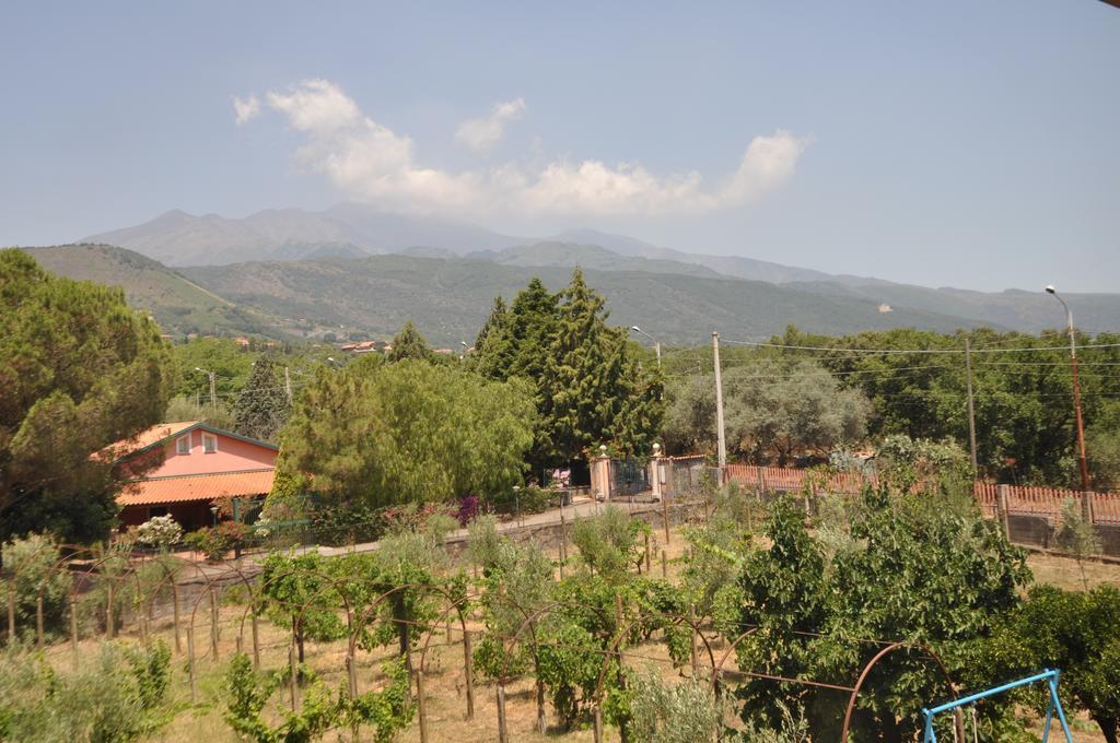 Villa Carolea Acireale Buitenkant foto