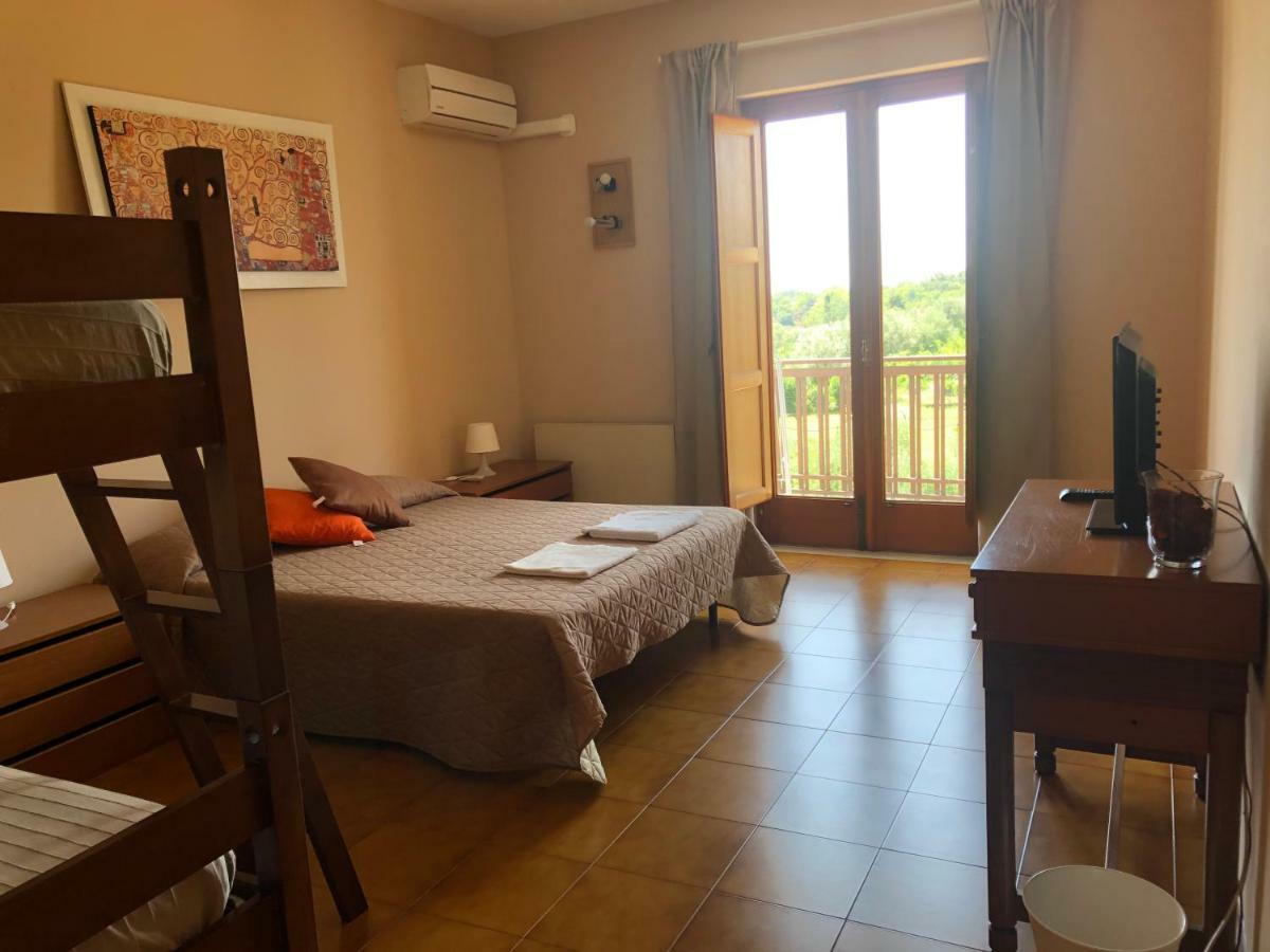 Villa Carolea Acireale Buitenkant foto